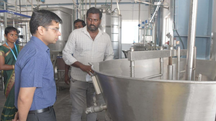 Thoothukudi Collector Reviews Dairy Plant Operations and Welfare Projects in Srivaikuntam Region