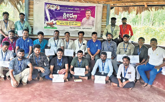 Scientific Dairy Farming Boosts Milk Yield by 50% for Vijayapura Farmers Under ‘Ksheera’ Initiative