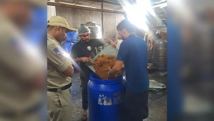 Telangana Food Safety Drive: 2,480 Kg of Sweets and Dairy Products Discarded; Three Licences Suspended