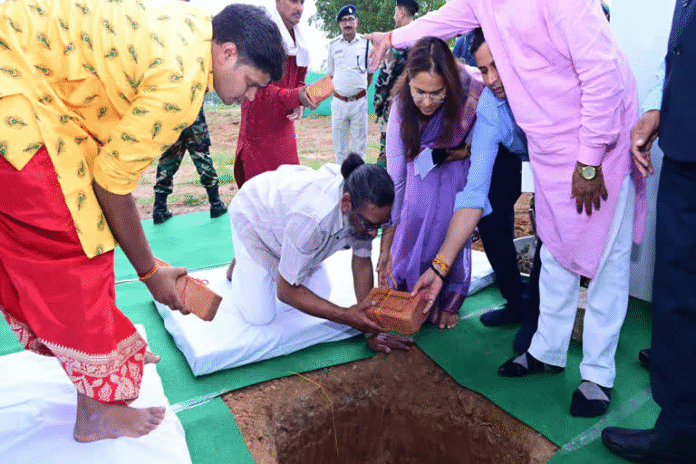 Jharkhand laid the foundation stone of a 20 MTPD state-of-the-art milk powder plant at Medha Dairy