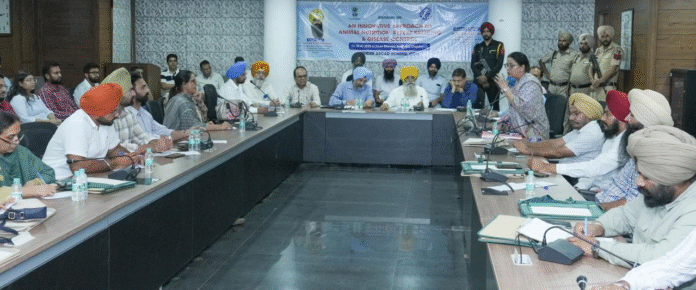 Punjab Boosts Dairy Farming: 22.26 Lakh Artificial Inseminations & 3.75 Lakh Doses of Sexed Semen Procured Punjab Boosts Dairy Farming: 22.26 Lakh Artificial Inseminations & 3.75 Lakh Doses of Sexed Semen Procured
