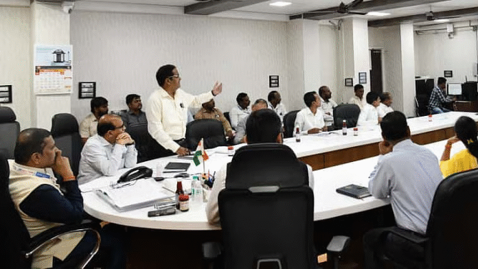 Collector Swami Stresses Technological Drive for Natural Farming, Milk and Silk Production